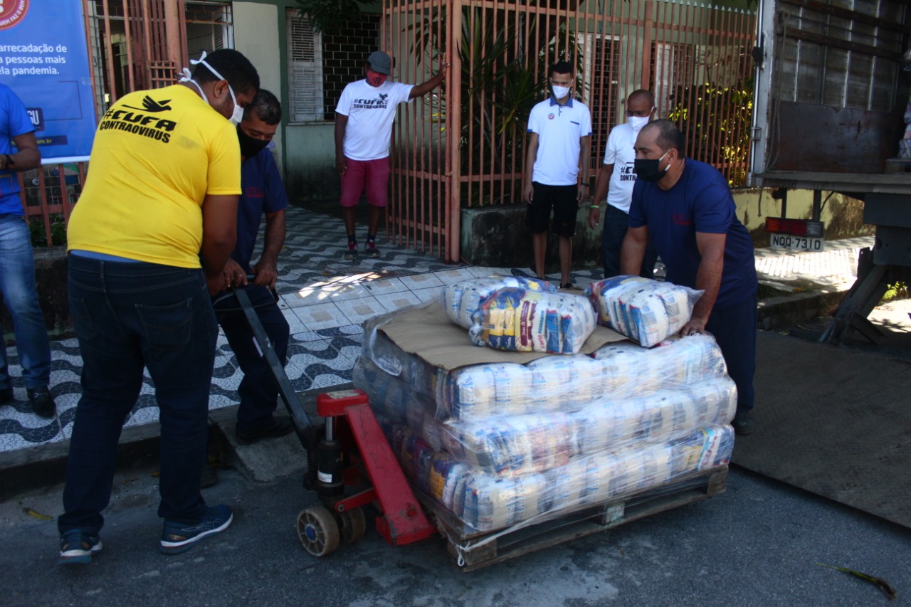 CUFA distribui 1 tonelada de alimentos na Areninha da Rosalina neste sábado (29)