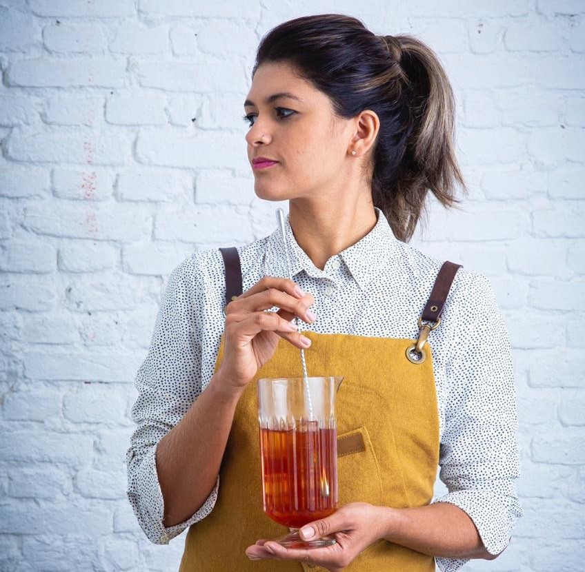 Restaurante Mangue Azul recebe a World Class Bartender Adriana Pino nesta quinta e sexta
