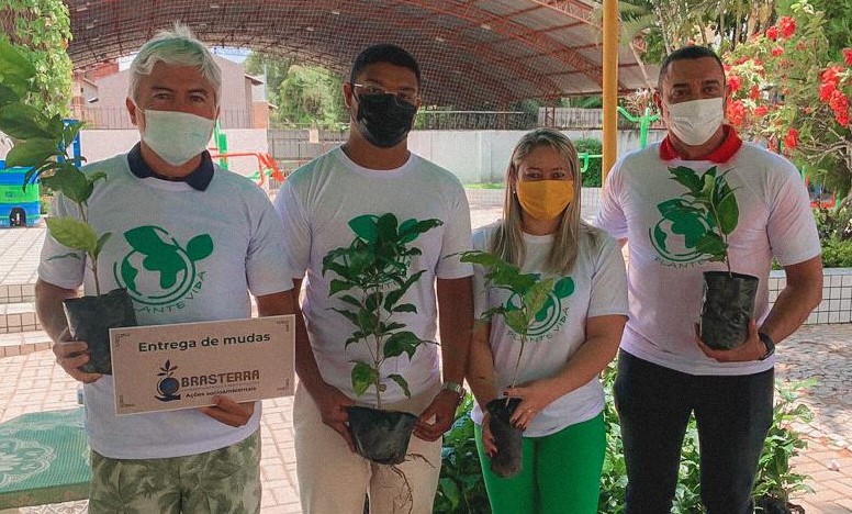 Brasterra realiza a doação de 400 mudas de árvores nativas para a população de Guaramiranga