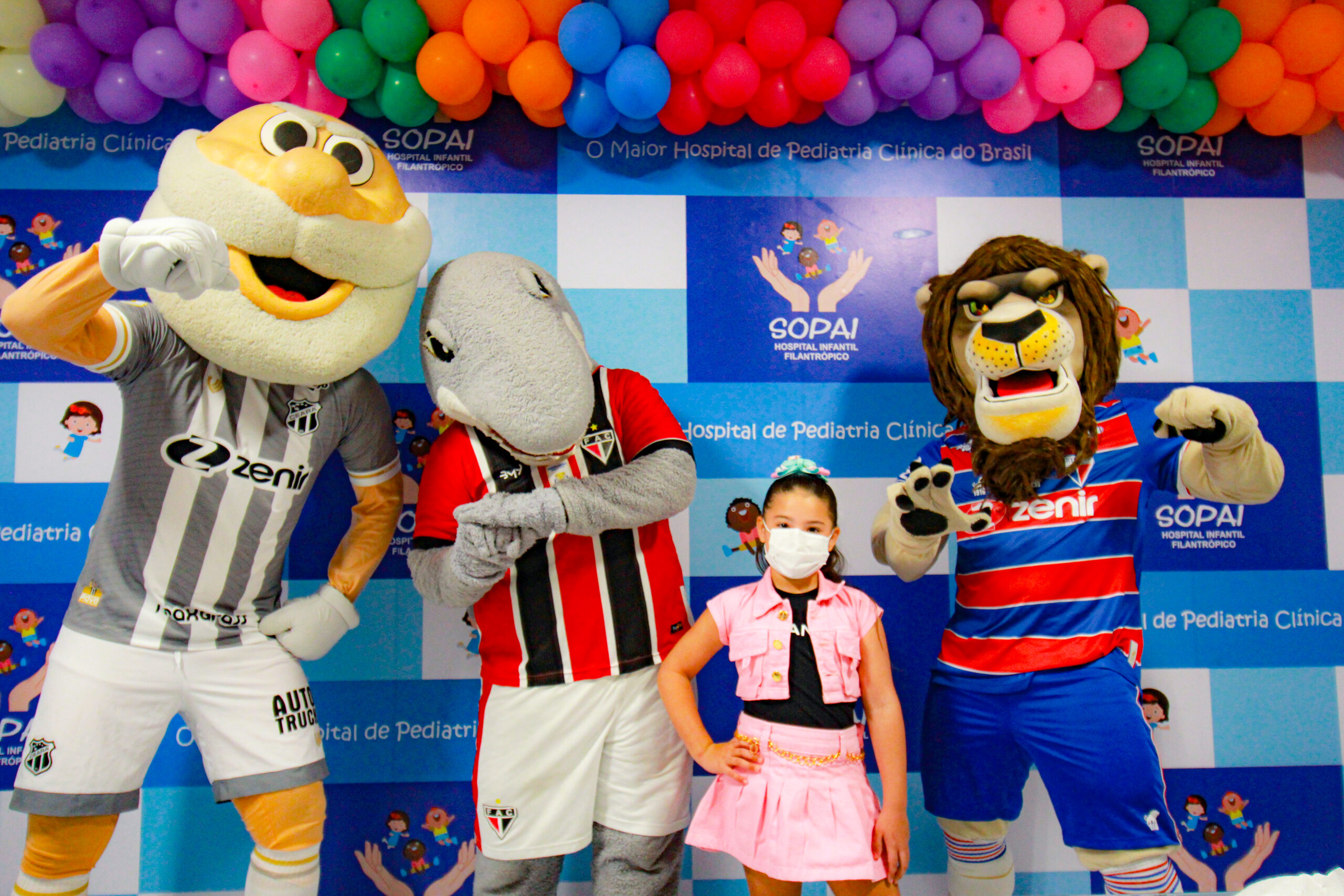 Dia das Crianças do Sopai Hospital Infantil Filantrópico recebeu os mascotes dos times cearenses e a nova embaixadora do hospital, a Miss Universo Baby e cantora, Sophia Eldo