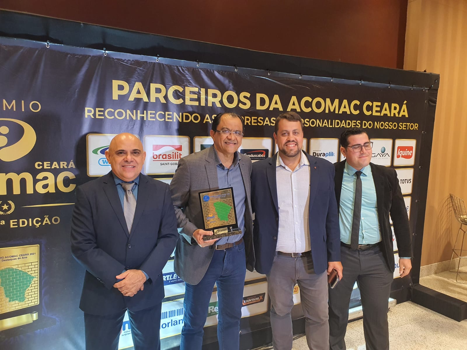 Grupo Carmehil ganha premiação de empresa destaque na 6ª edição do Prêmio Acomac Ceará