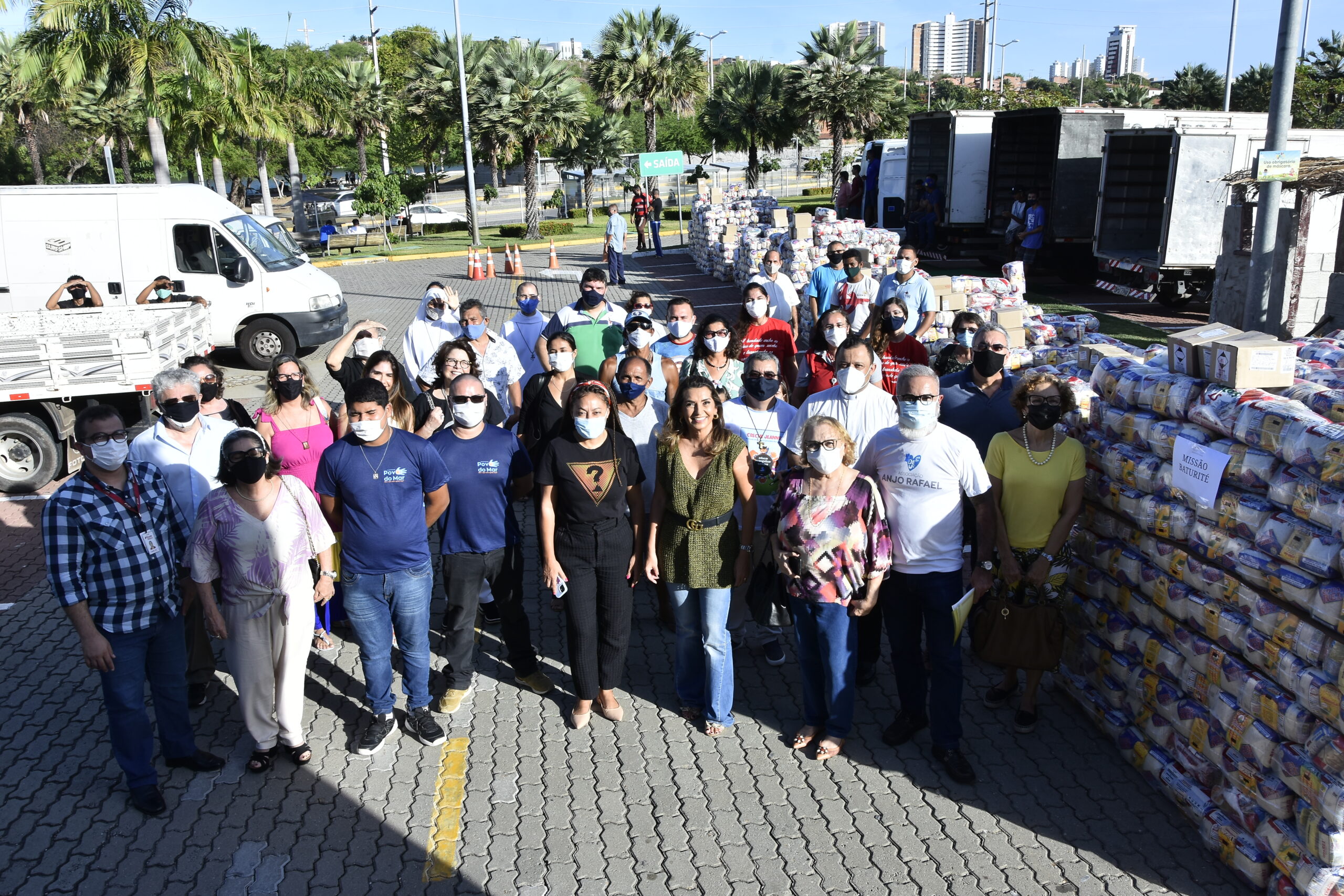 Anjos de Natal 2021 arrecada 38 toneladas de alimentos para instituições filantrópicas