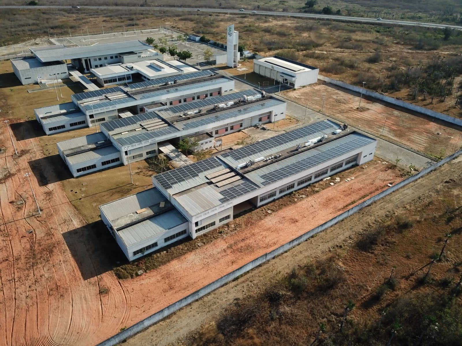 Secitece inaugura Usina Solar no Centro de Treinamento do Trabalhador Cearense