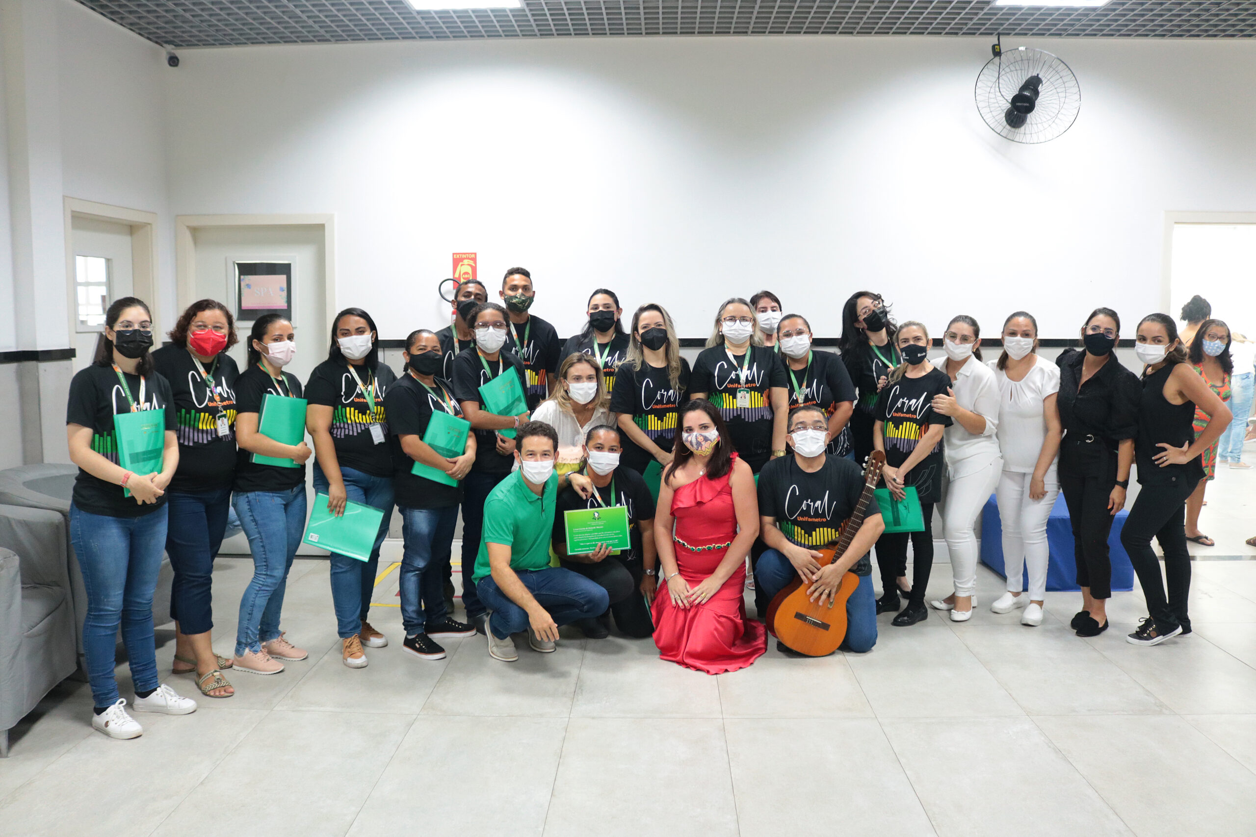 Curso de Estética e Cosmética da Unifametro promove ação gratuita à mulheres do Mucuripe