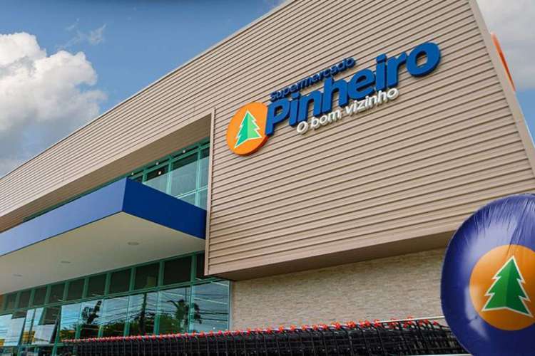 Supermercado Pinheiro lança campanha do Dia Internacional da Mulher com combinadinhos 