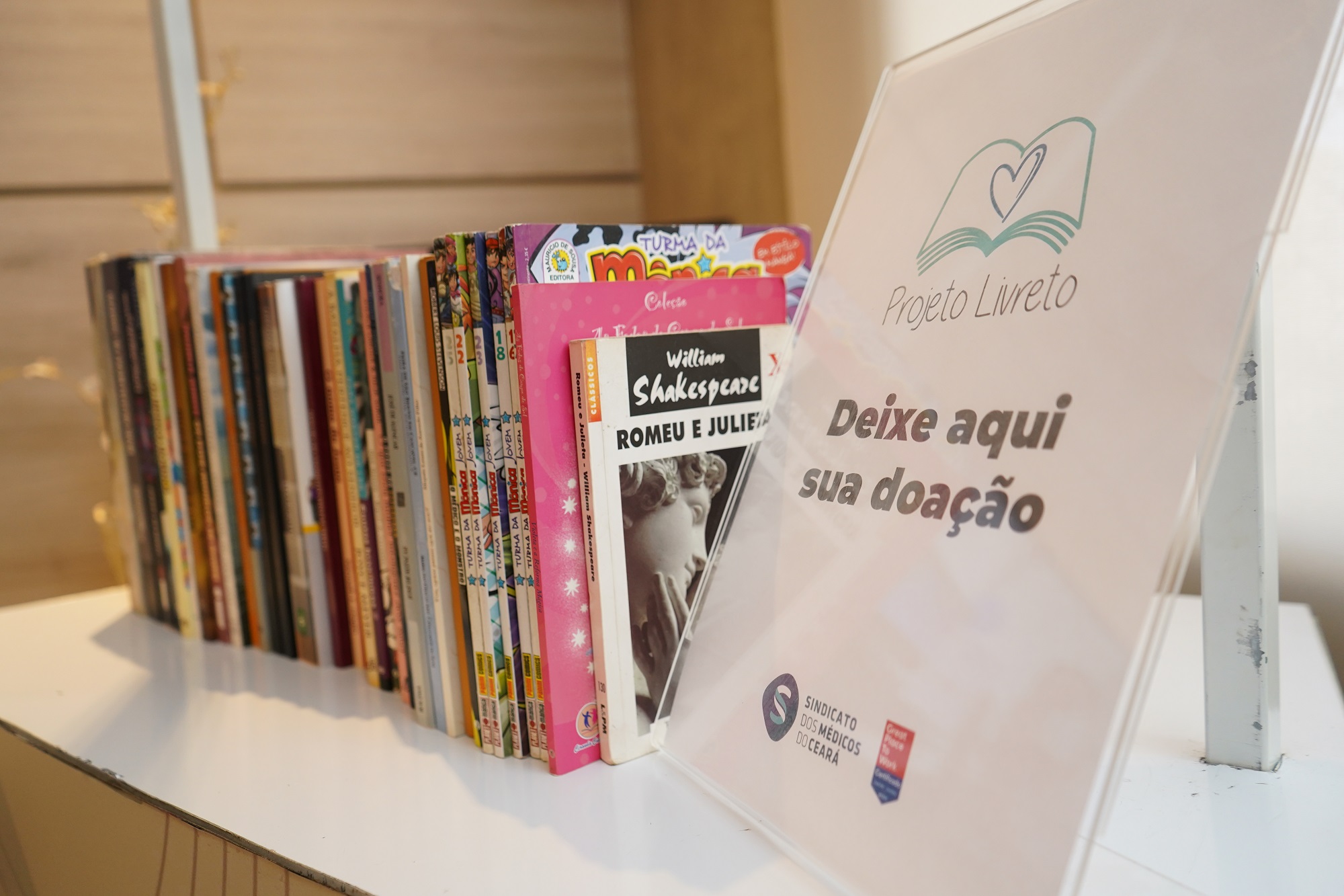 Sindicato dos Médicos do Ceará promove campanha de arrecadação de livros