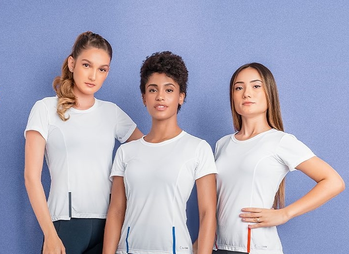 Camisetas da La Clofit une sustentabilidade e leveza para a prática de esportes