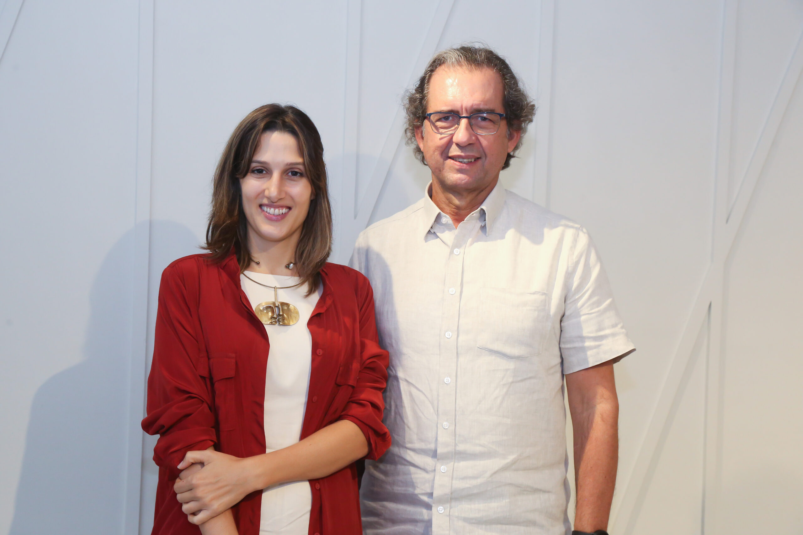Brenda Rolim realiza seminário sobre tendências de luxo na arquitetura contemporânea com time do Origem Fortim
