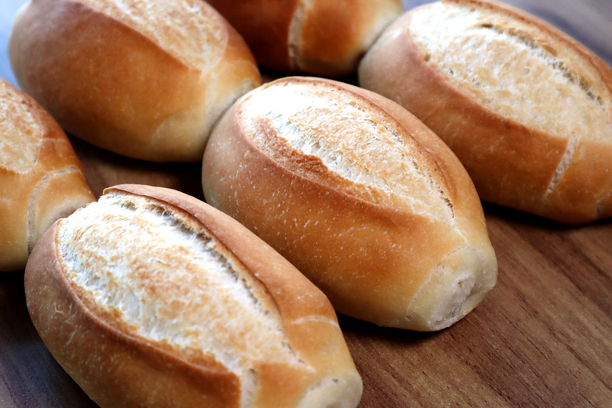 Supermercado Guará no Iguatemi oferta desconto no preço do pão francês em horário especial