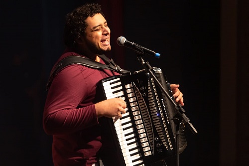 Música brasileira e Rock’n Roll iniciam programação de junho do Cantinho do Frango