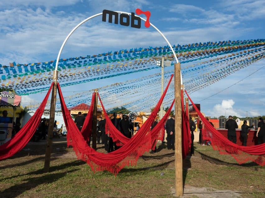 Mob Telecom marca presença no festival Vybbe Junina com transmissão ao vivo e espaço exclusivo