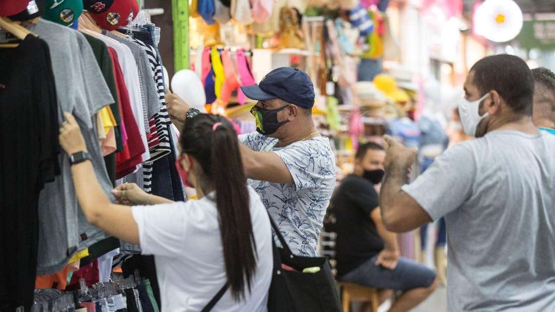 Gastos com roupas crescem 46%, e consumo das classes C e D no Ceará tem o maior incremento do País