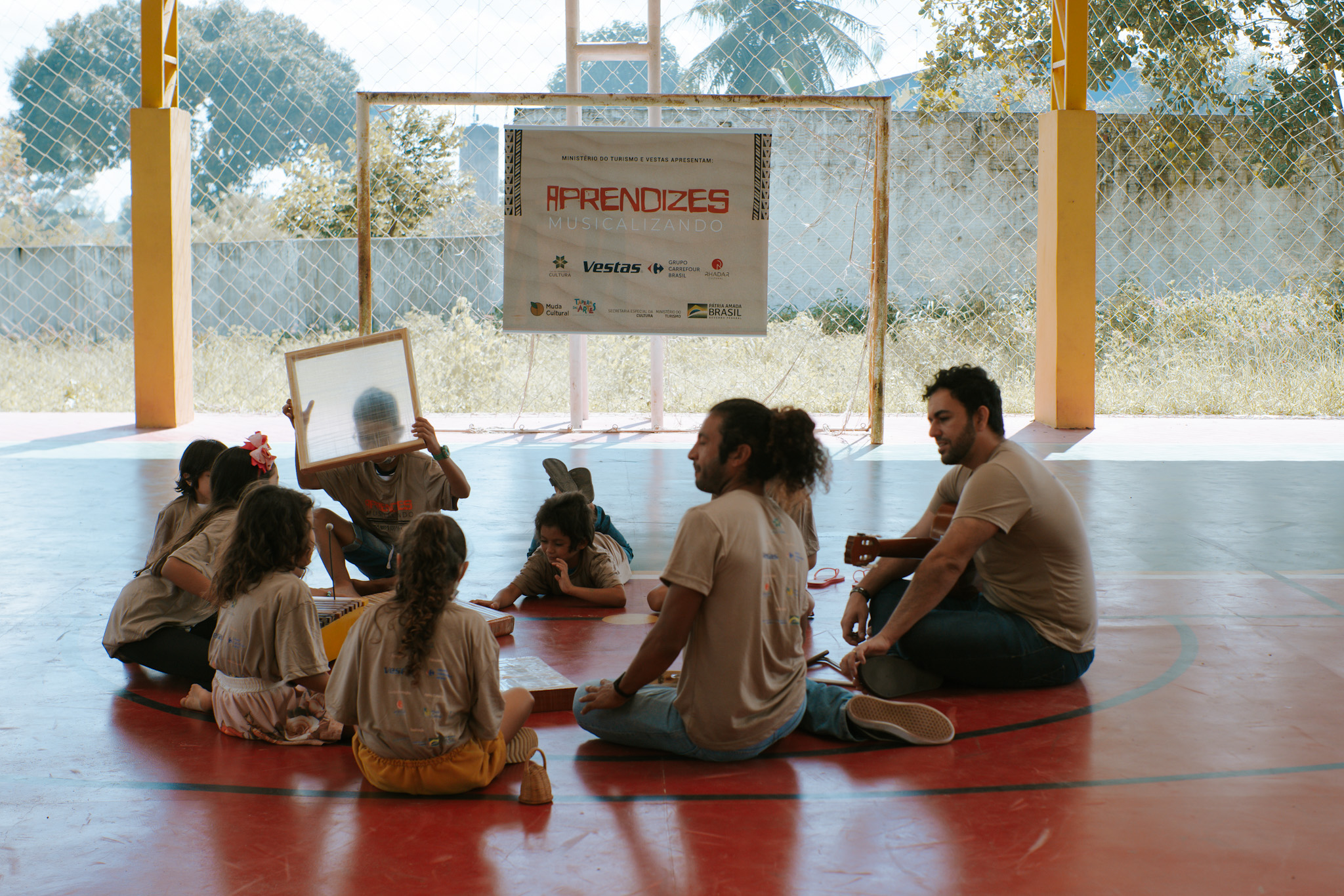 De volta às aulas, Aprendizes-Musicalizando retoma o projeto pedagógico de ensino musical a três comunidades de Aquiraz