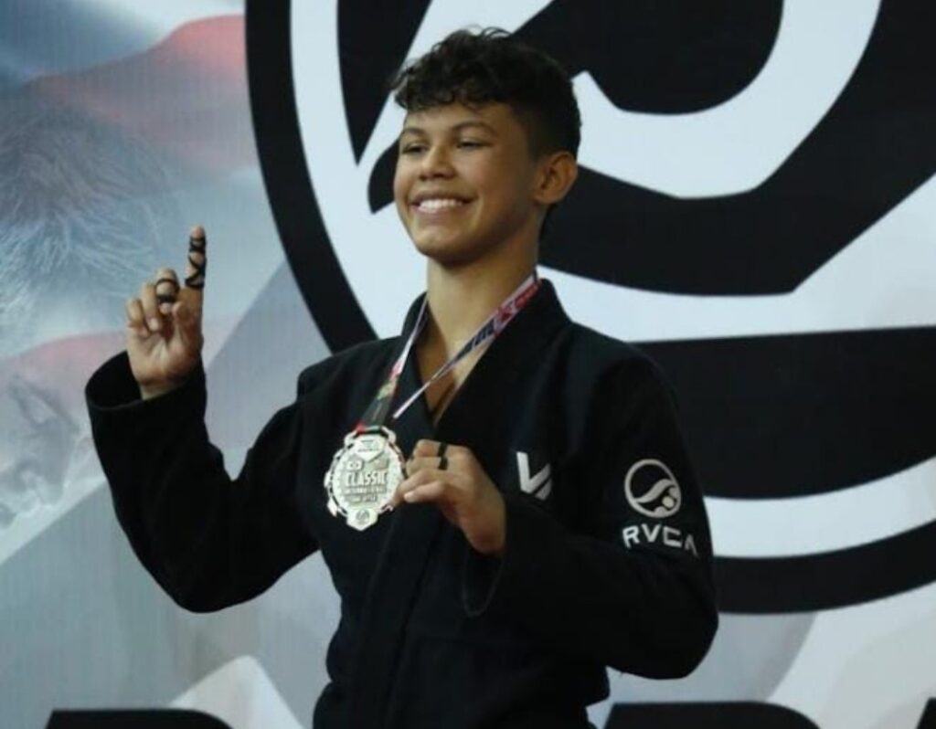 Cearense campeão mundial de jiu-jitsu busca patrocínio para evento em Abu  Dhabi, Esportes