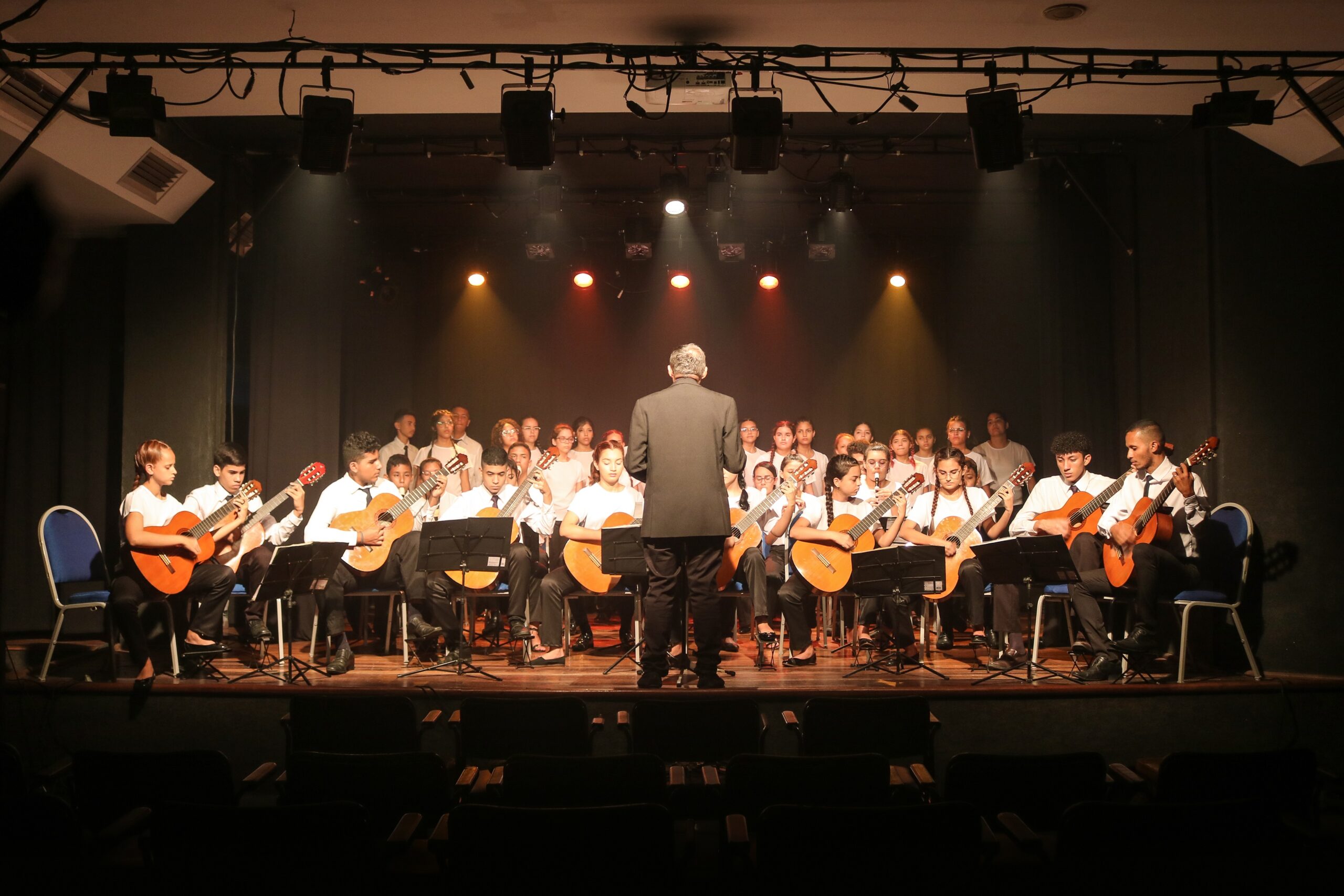 FRFagner apresenta recital “Heitor Villa-Lobos Vida e Obra” em comemoração ao bicentenário da Independência do Brasil e ao centenário da Semana de Arte Moderna