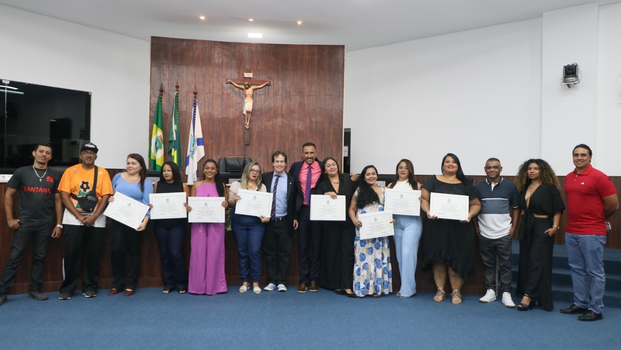 Câmara Municipal de Fortaleza homenageia a Central Única das Favelas (Cufa)