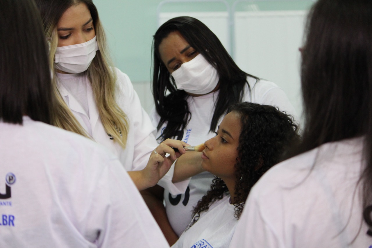 Rede Grau Educacional promove “Dia D” com ações sociais por todo o Brasil