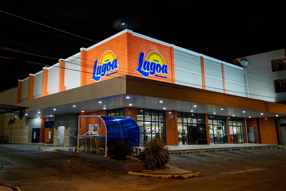 Campanhas de fim de ano do Super Lagoa e Atacadão LAG sorteiam viagens e um ano de compras grátis