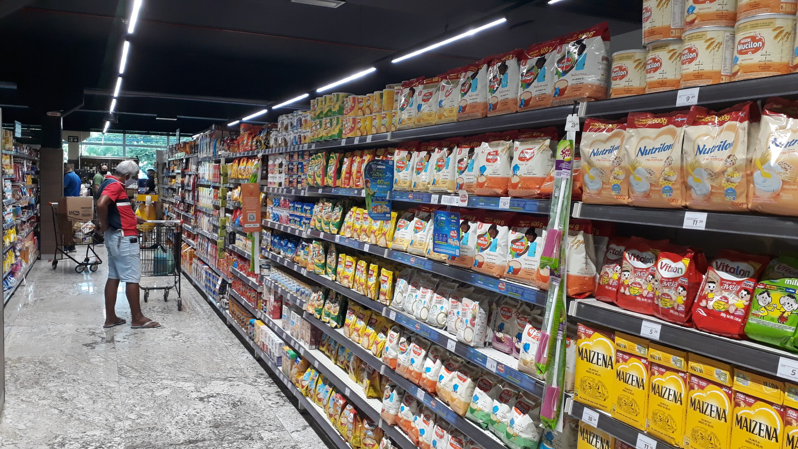 Supermercado Pinheiro celebra “Dia do Supermercado” neste sábado (12)