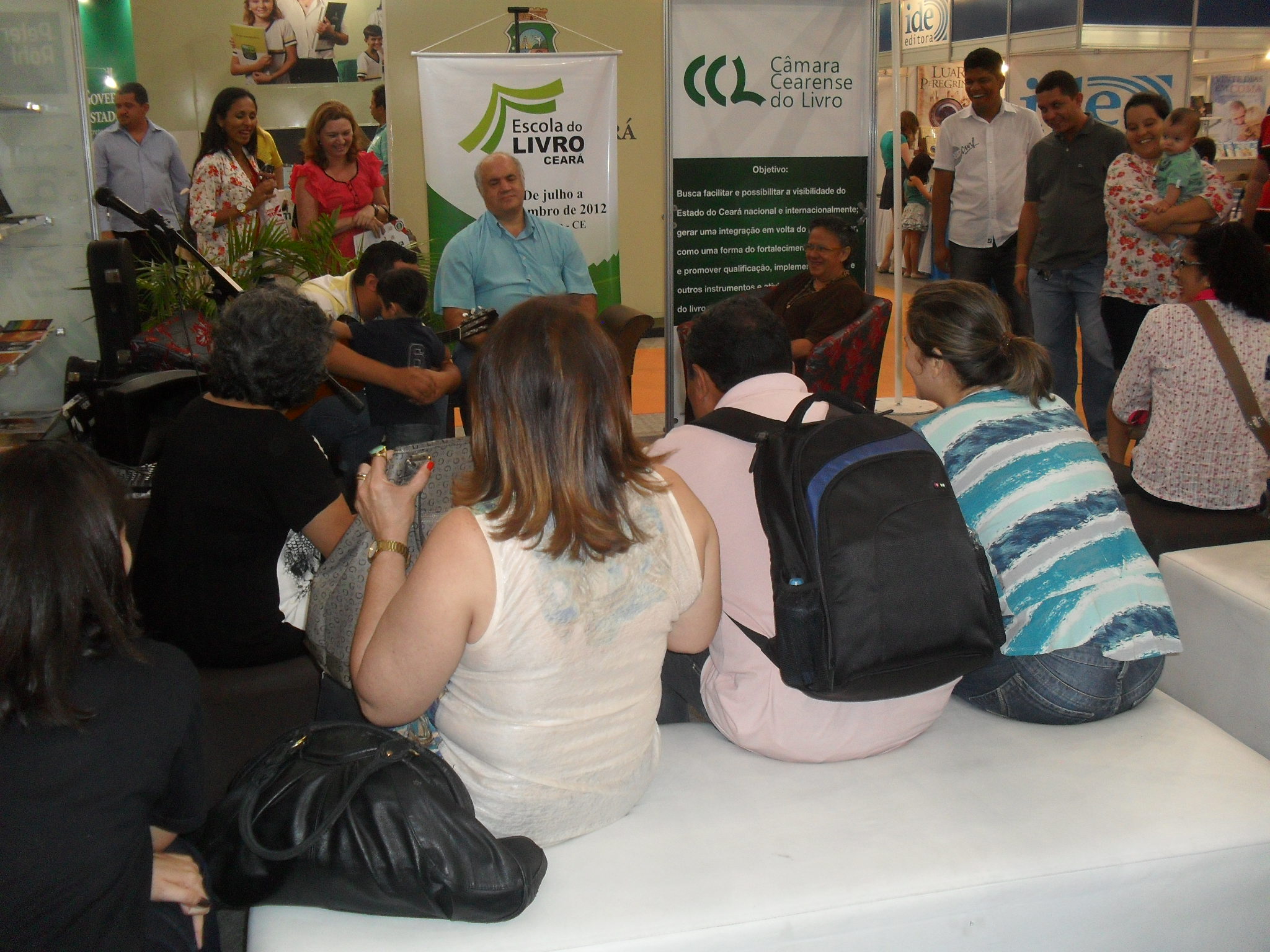 Câmara Cearense do Livro realiza programação na XVI Bienal Internacional do Livro do Ceará