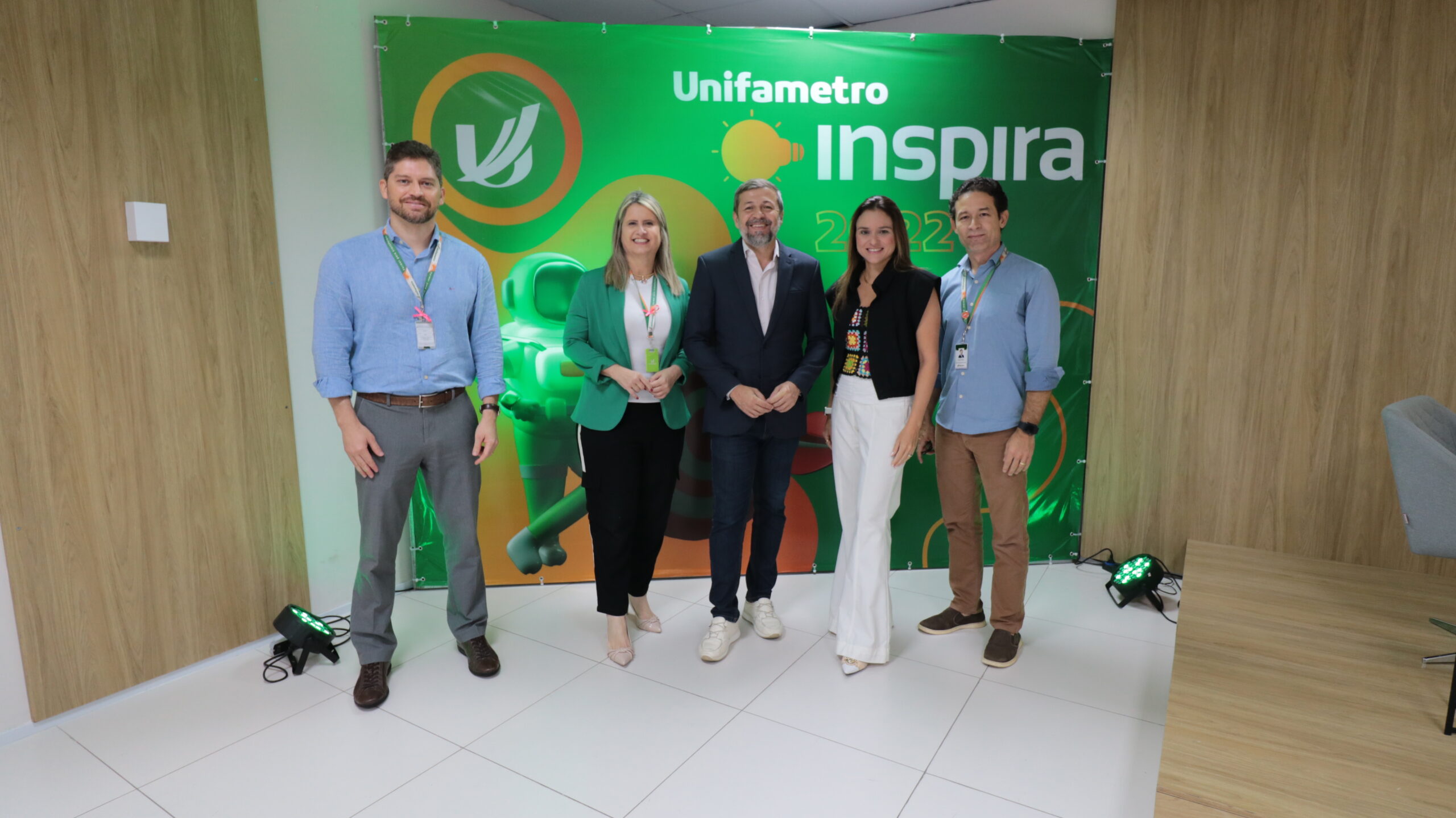 Inspira 2022: Unifametro promove evento de discussão, capacitação e planejamento corporativo, e recebe Élcio Batista como palestrante