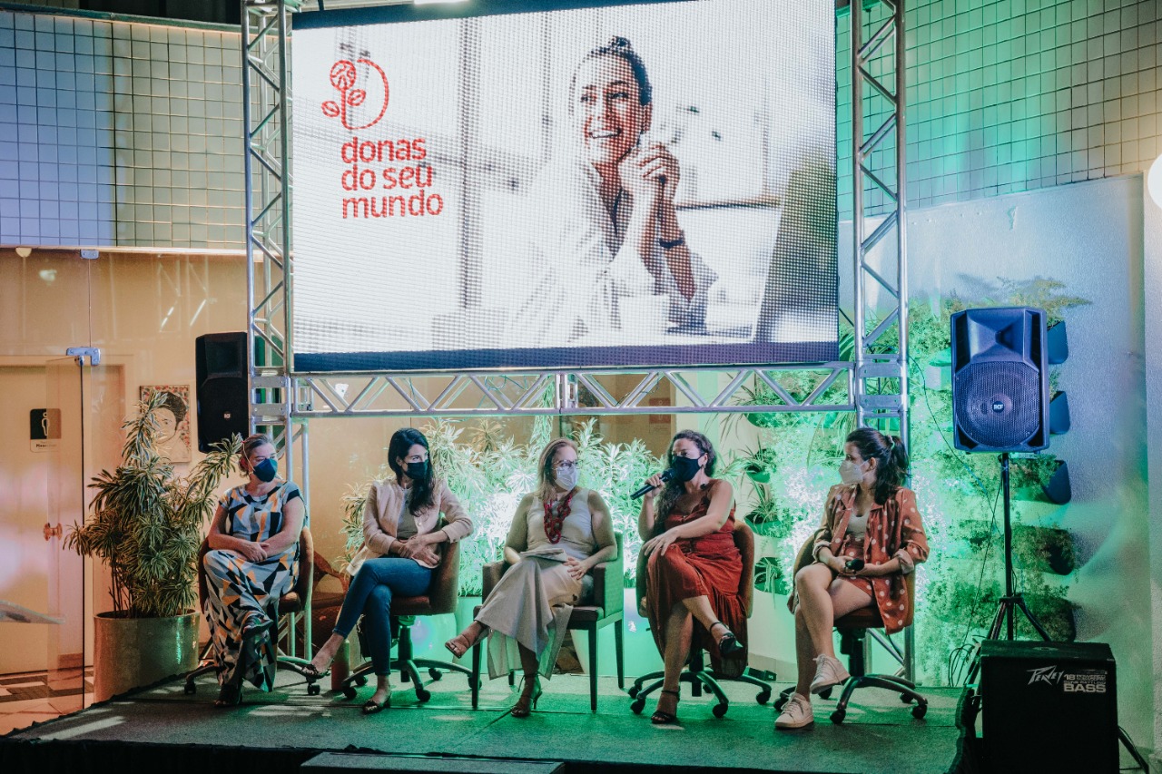 No Dia do Empreendedorismo Feminino, 4ª edição do Encontro Donas do Seu Mundo acontecerá na Imagine Açaí, na Praia de Iracema