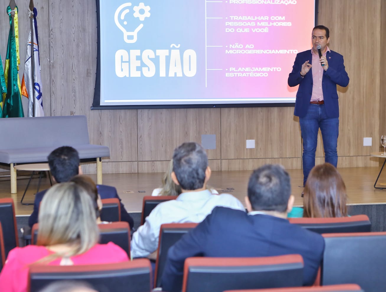 Marcelo Paz palestra sobre gestão de sucesso no encerramento do II Unieventos