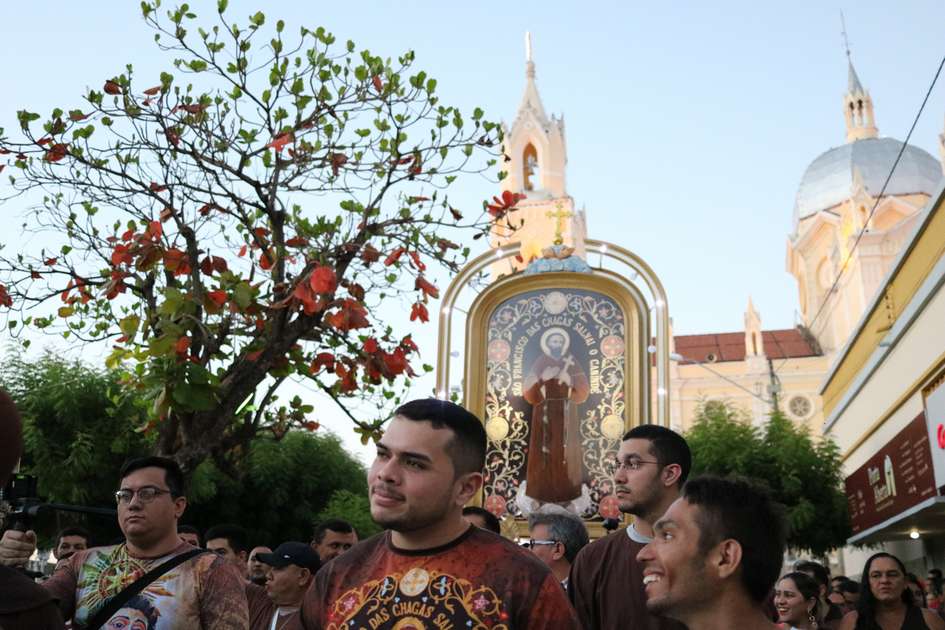 Festa de São Franciso reúne mais de 1,5 milhão de pessoas na cidade de Canindé
