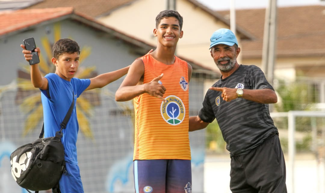 Projeto Anjos do Céu incentiva jovens talentos do futebol e promove inclusão social