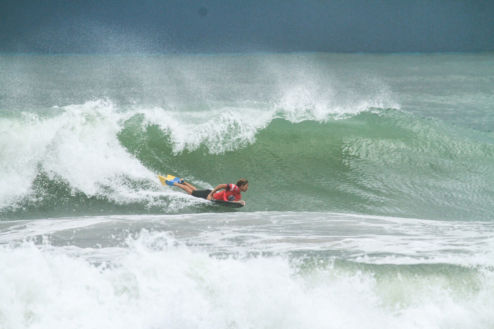 ArcelorMittal investe no circuito cearense de bodyboarding