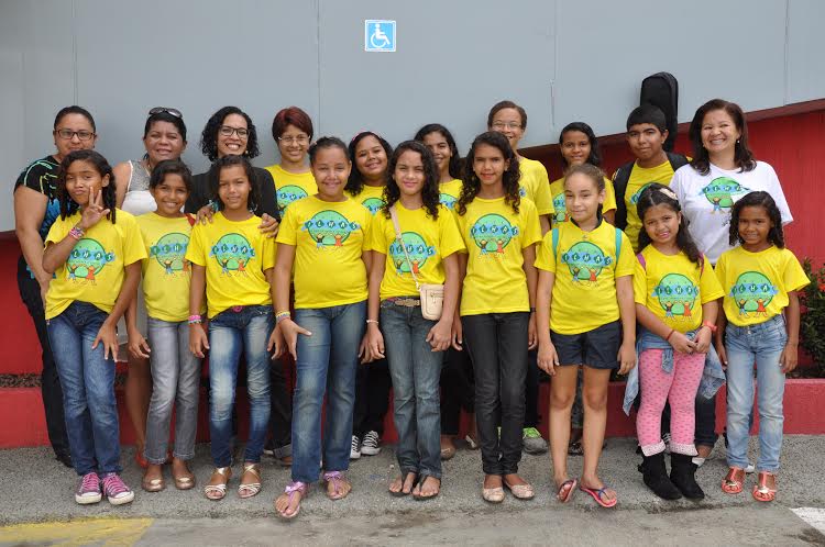 Crianças do Coral Fundação Ana Lima realizam apresentações para pacientes do Hapvida