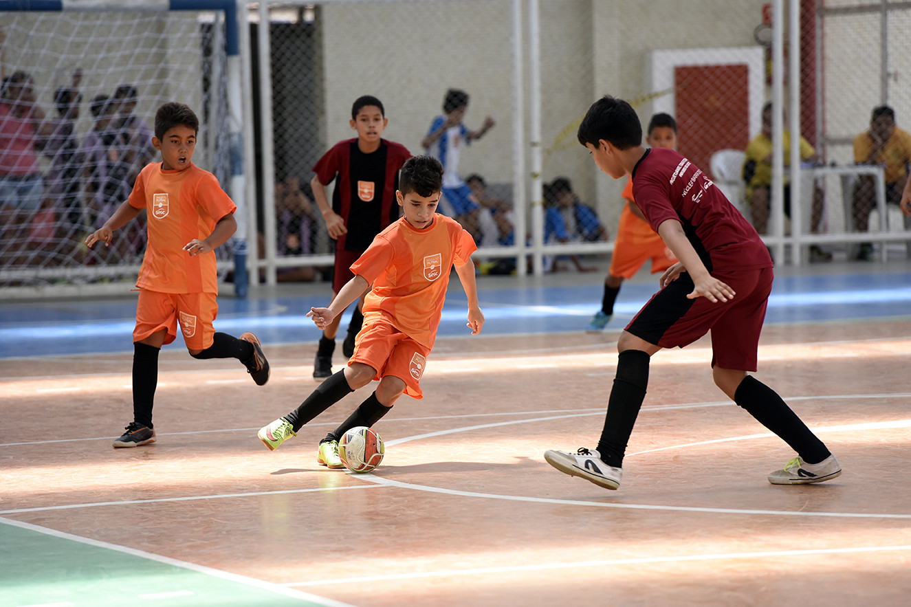 Novo núcleo do Futsal Sesc abre 150 vagas para crianças e adolescentes no Cuca Pici