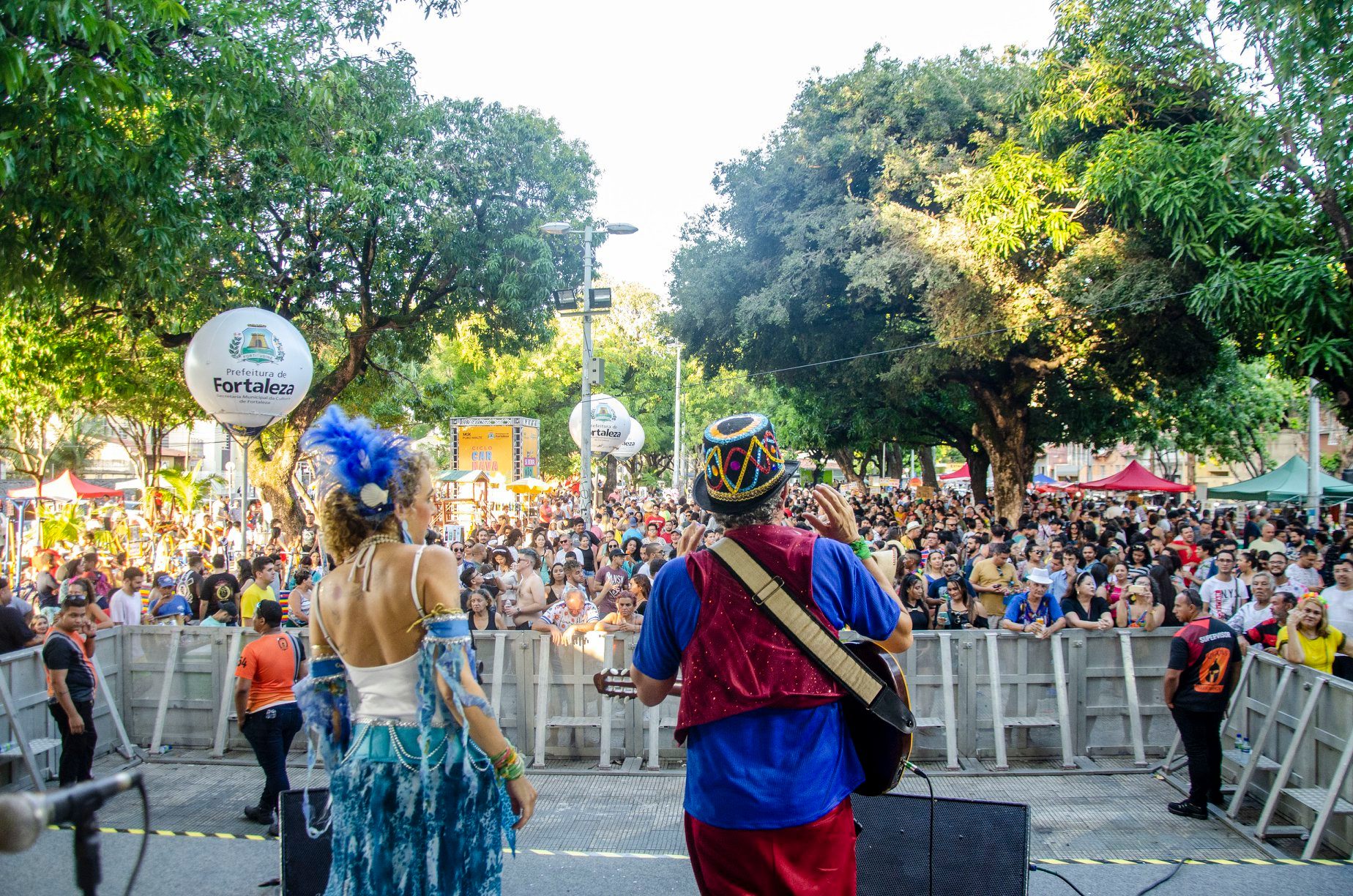 Hospício Cultural anima Praça João Gentil durante sete horas neste domingo (09)