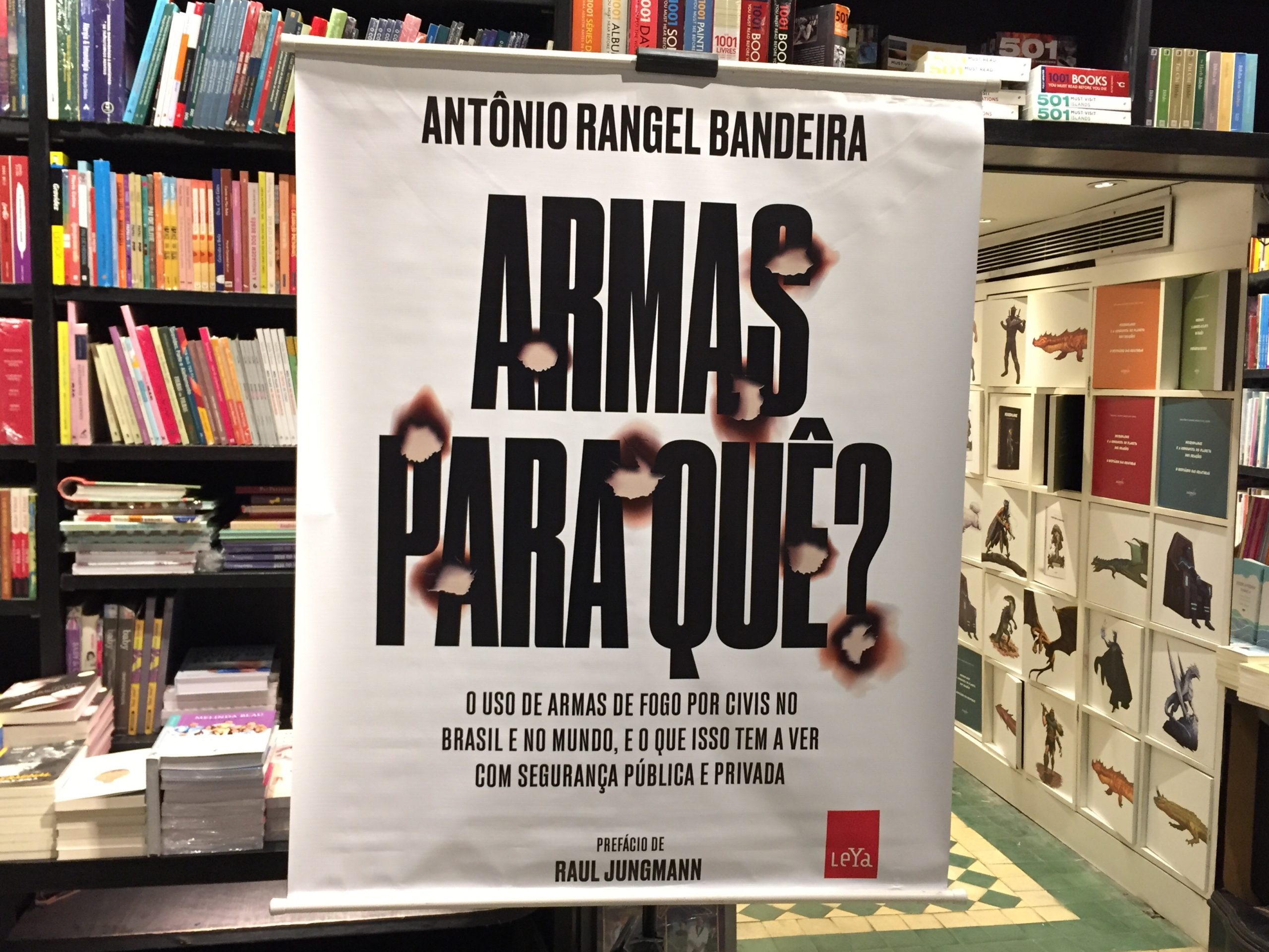 ”Armas pra quê?”; especialista que participou da criação do Estatuto do Desarmamento, lança livro sobre liberação de armas