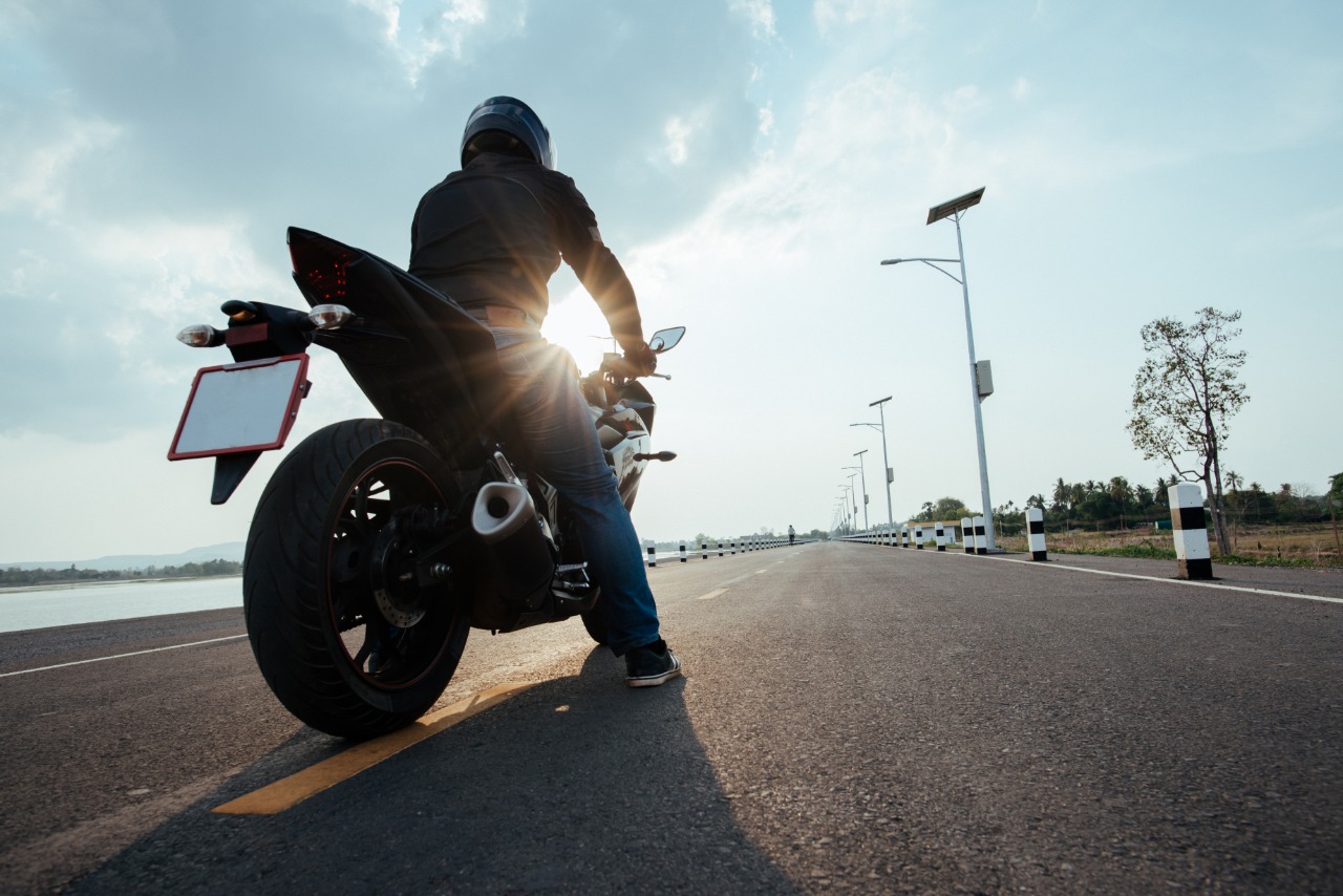 Dia do Motociclista é comemorado nesta segunda-feira (27); veja o que muda para os condutores com as alterações no Código de Trânsito