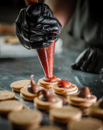 Donieda Biscoiteria ultrapassa expectativa e vende mais de duas toneladas de biscoitos em 2020