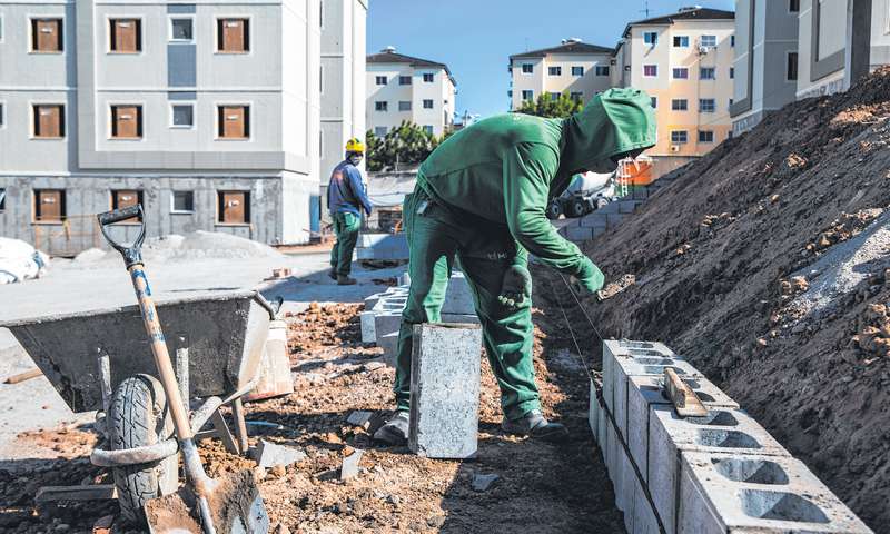 Juros baixos devem manter o aquecimento da construção financiada de imóveis personalizados no Ceará em 2021