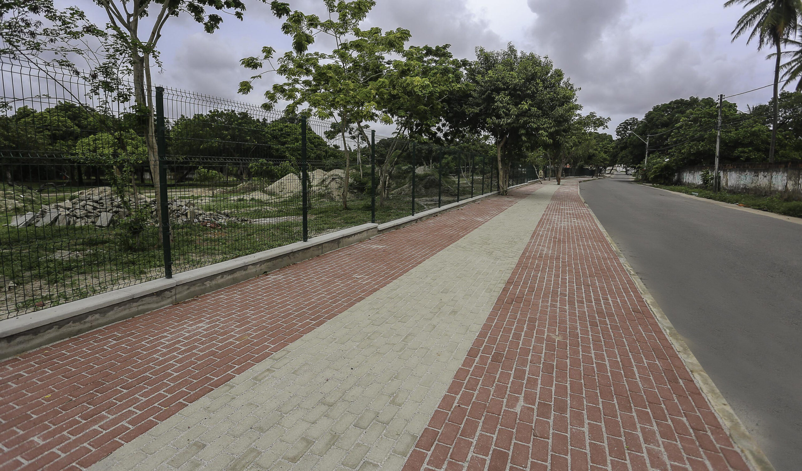 Parque Passaré recebe obras de urbanização e cercamento