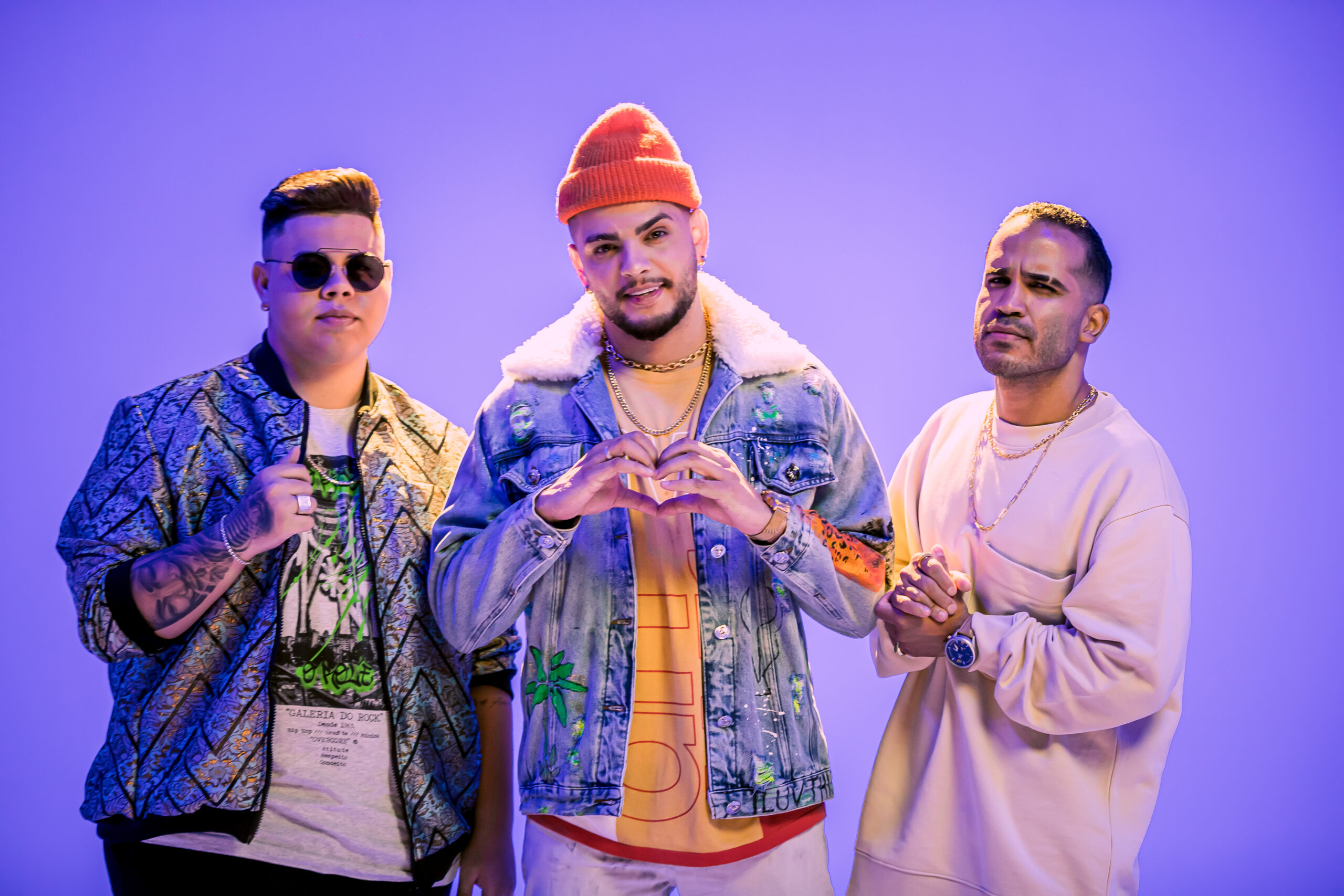 Rogerinho estreia parceria com MC MW e DJ Pernambuco em single “DEVAGARINHO”