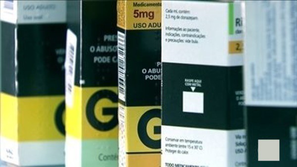Mais procurados durante pandemia, medicamentos de uso controlado exigem atenção