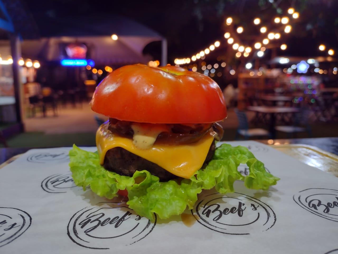 Dia Mundial do Hambúrguer: Imprensa Food Square lança sanduíche de tomate