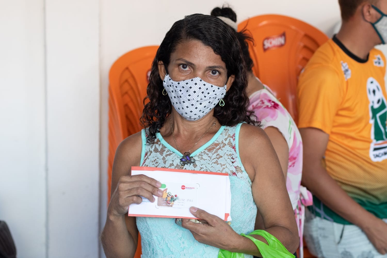 Instituto Educa Mais Esporte distribui mais de 1.200 vales-alimentação para famílias do Grande Bom Jardim e outras comunidades