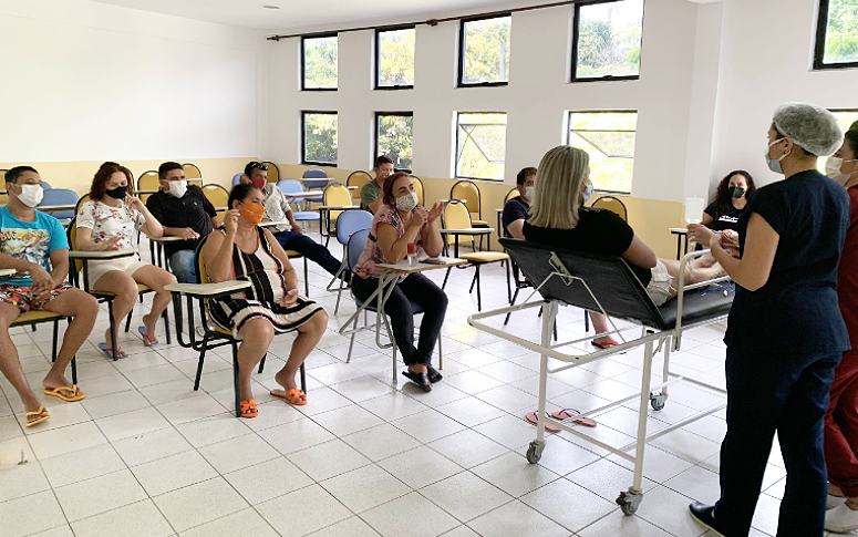 A cada 15 dias, Casa de Cuidados realiza treinamento para cuidadores de pacientes