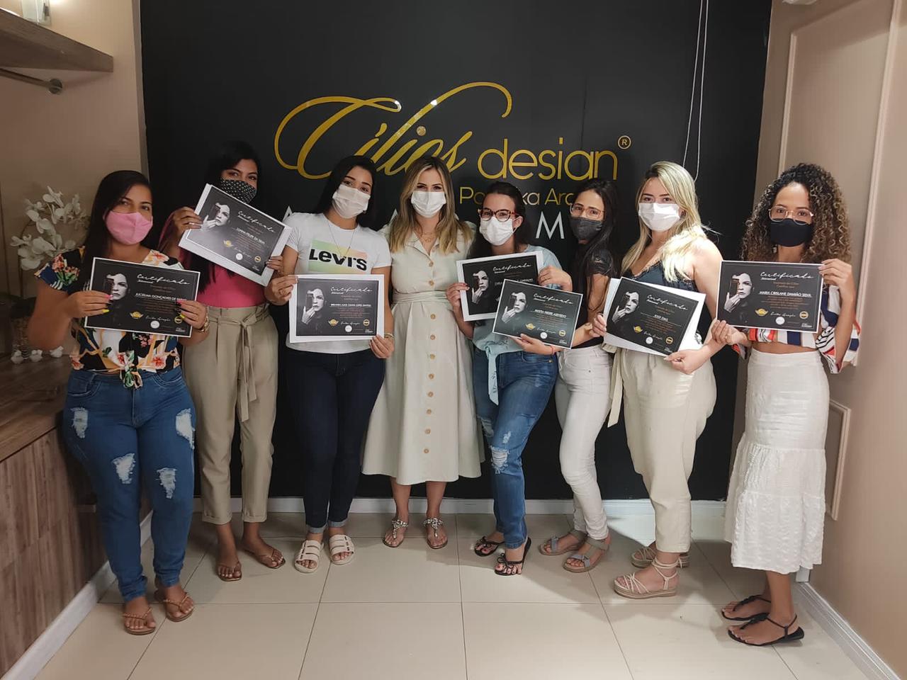 Lash Design: Busca por profissionais de alongamento de cílios cresce 30% e tendência faz sucesso entre as mulheres