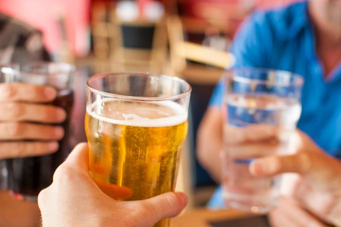 Abrasel promove 15º edição do festival Bar em Bar com o tema “Saúde, vamos brindar à vida”