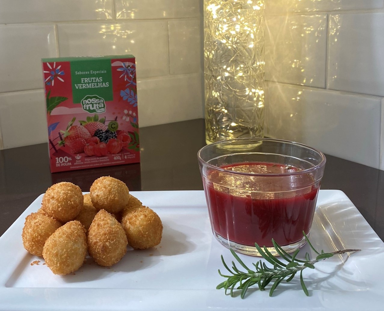 Com conceito inspirado nos biomas brasileiros, Nossa Fruta lança sabores especiais de polpas 400g para consumo em ceias de fim de ano
