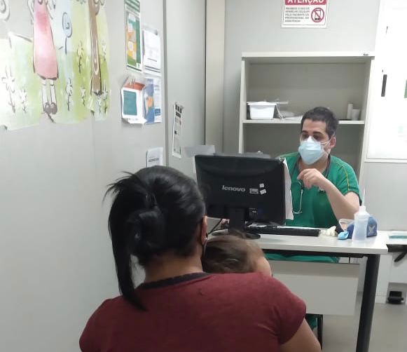 Quando devo procurar atendimento pediátrico nas UPAs? Profissionais de saúde orientam