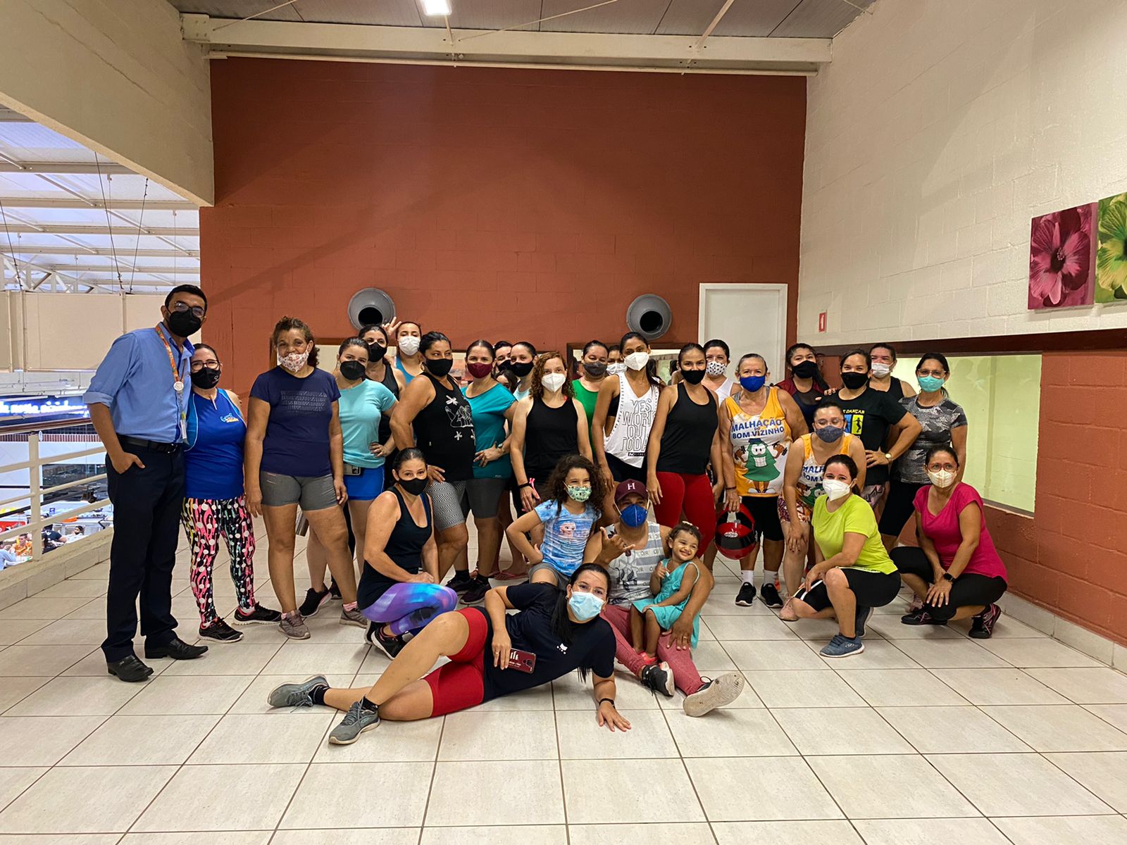 “Viver Melhor no Bom Vizinho”: Supermercado Pinheiro oferece programação de atividades físicas em Limoeiro do Norte
