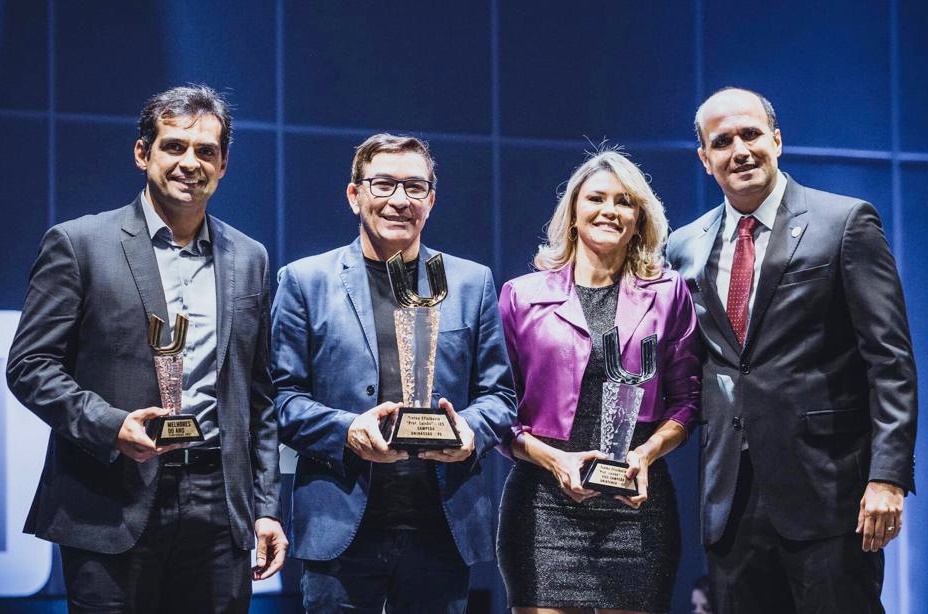 UniAteneu é vice-campeã brasileira no esporte universitário e recebe premiação da CBDU em Brasília