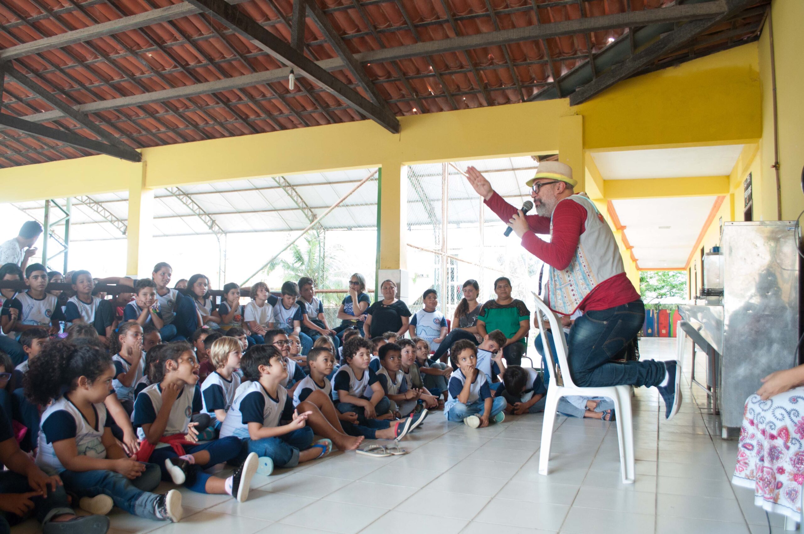 Caravana da Leitura e do Autor Cearense chega na fase da culminância